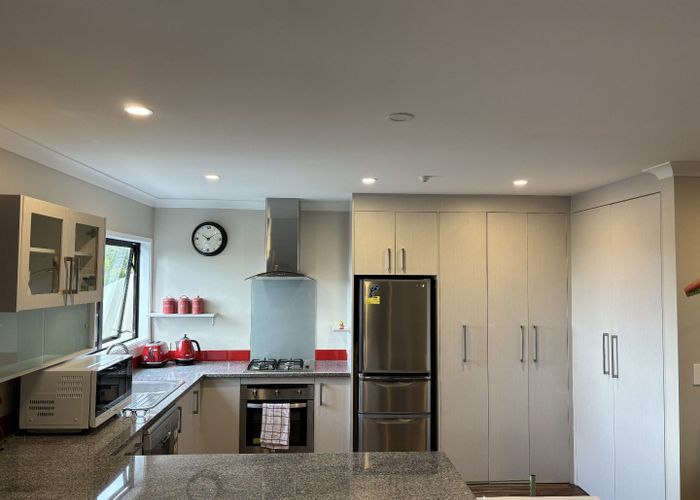  at 12C Laurina Road, Sunnynook, North Shore City, Auckland