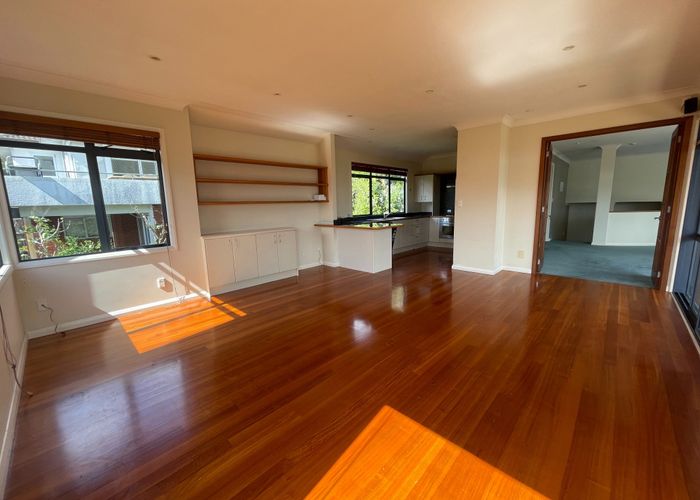  at 34 Nihill Crescent, Mission Bay, Auckland