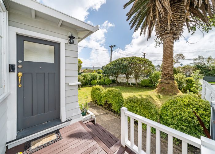  at 1/15 Randwick Crescent, Moera, Lower Hutt