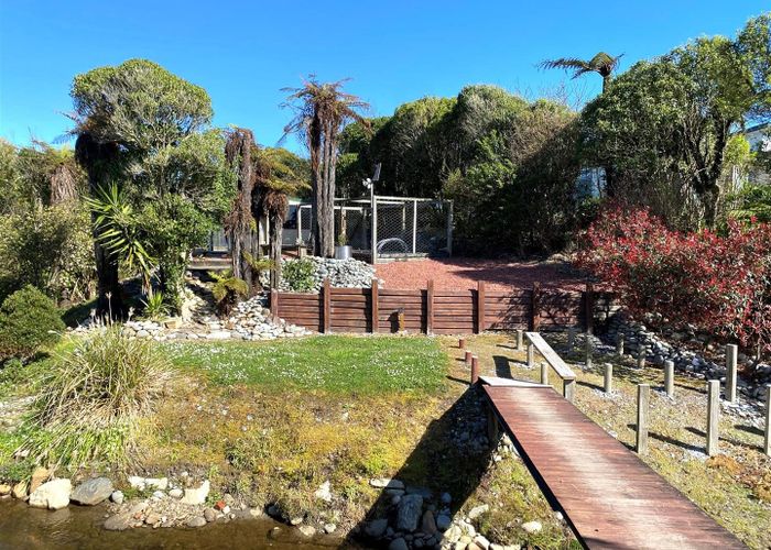  at 124 Tasman Street, Karoro, Greymouth