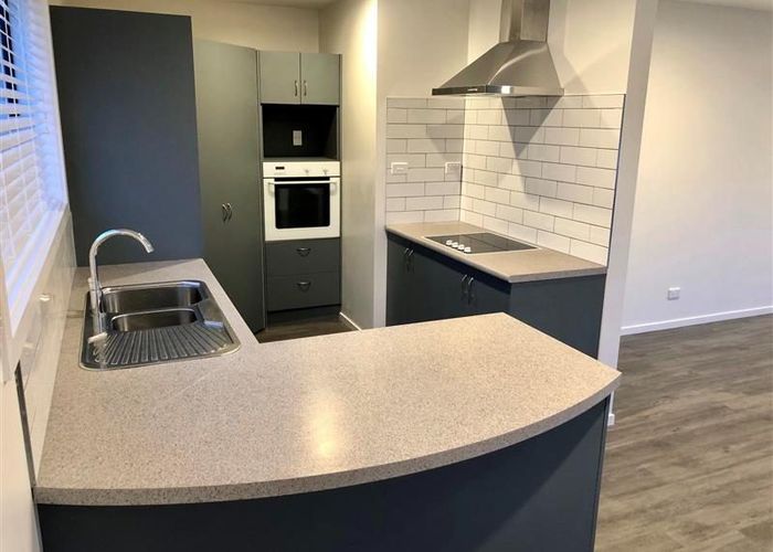  at 32 Garvins Road, Hornby, Christchurch City, Canterbury