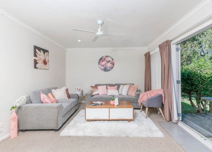  at 24 Taylor Street, Blockhouse Bay, Auckland