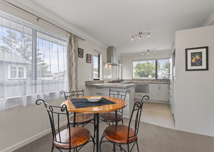  at 39 Shamrock Street, Takaro, Palmerston North
