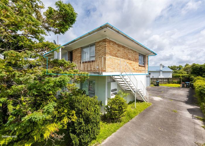  at 4/13 Elm Street, Avondale, Auckland