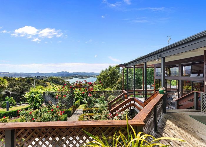 For sale 76 Brick Bay Drive, Sandspit homes.co.nz