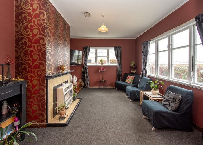  at 16 Hardy Street, New Brighton, Christchurch