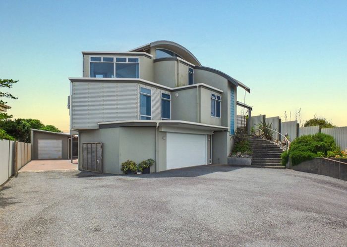  at 9 Trafalgar Street, Foxton Beach, Horowhenua, Manawatu / Whanganui