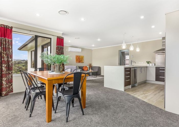  at 17 Tongariro Drive, Aotea, Porirua