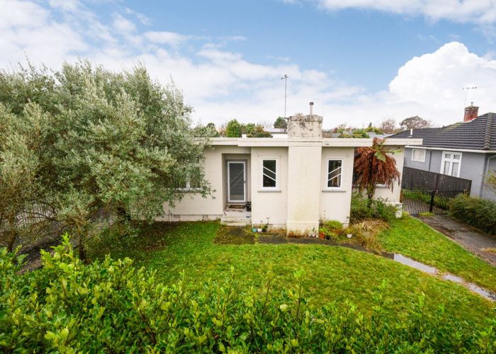  at 95 Churchill Avenue, Hokowhitu, Palmerston North, Manawatu / Whanganui