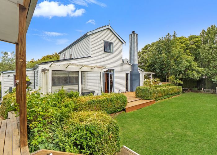  at 297 lake terrace road, Burwood, Christchurch City, Canterbury