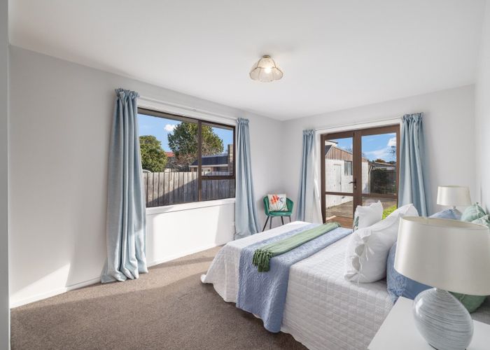  at 218 Beach Road, North New Brighton, Christchurch City, Canterbury