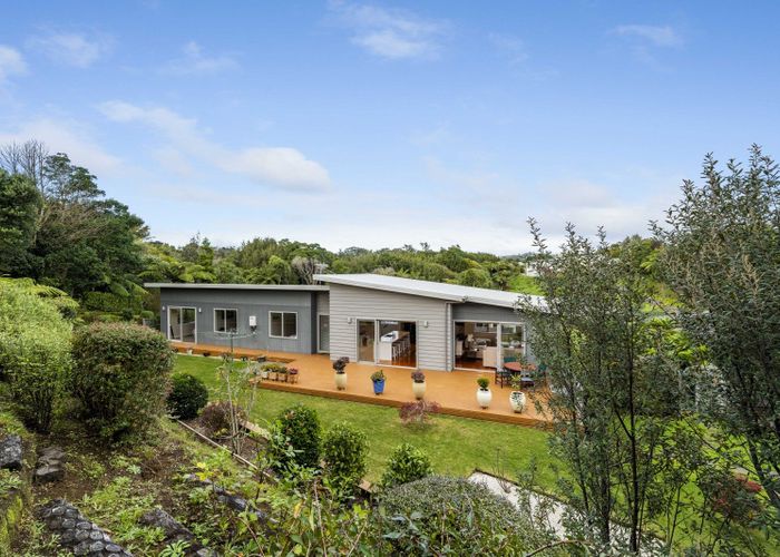  at 3 Fern Lane, Whalers Gate, New Plymouth, Taranaki