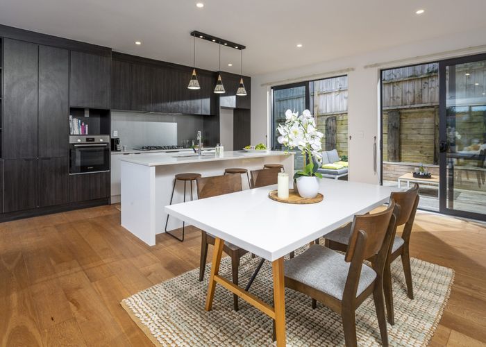  at 4/4 McQuoid Place, Glenfield, North Shore City, Auckland