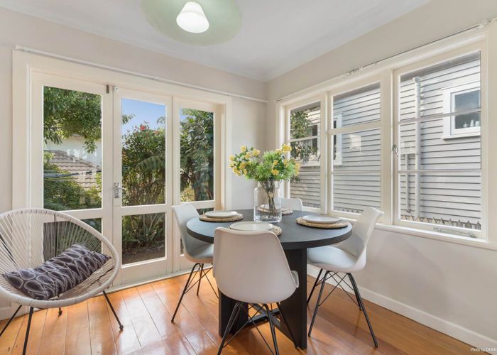  at 47 Hayr Road, Three Kings, Auckland