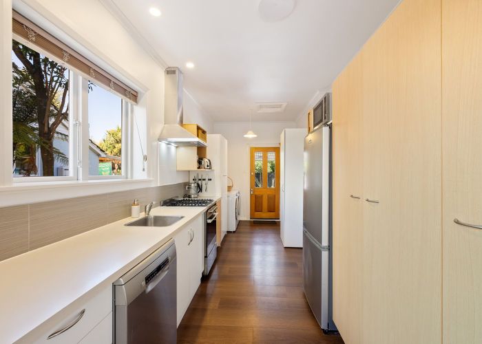  at 350 Riverlaw Terrace, St. Martins, Christchurch City, Canterbury