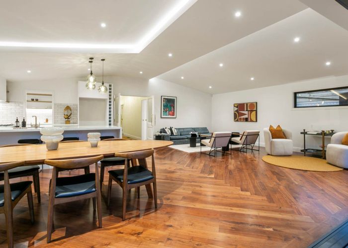  at 8 Peel Street, Westmere, Auckland