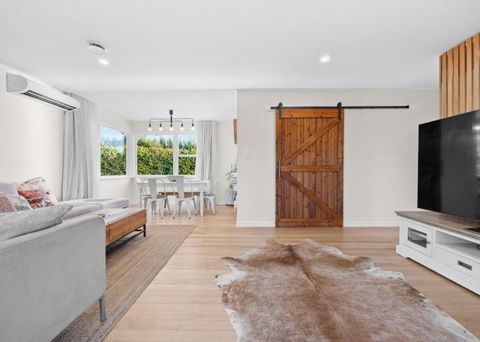  at 64 La Trobe Street, Pakuranga Heights, Manukau City, Auckland