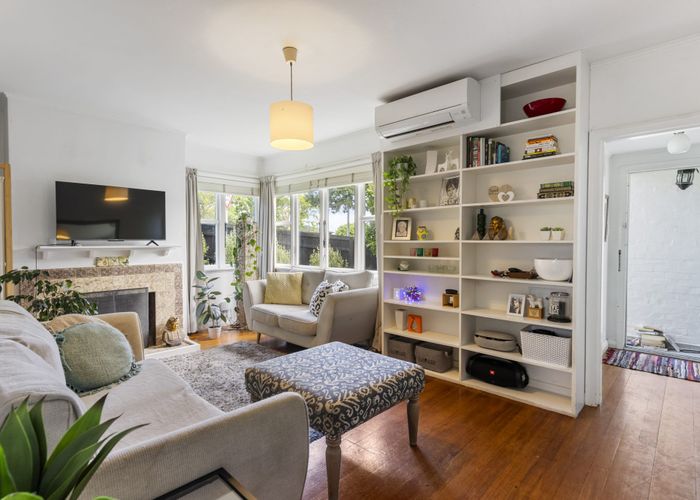  at 74 Larchwood Avenue, Westmere, Auckland