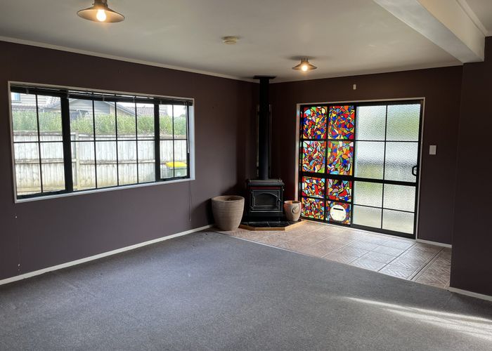  at 16 Toomer Place, Beachlands, Auckland