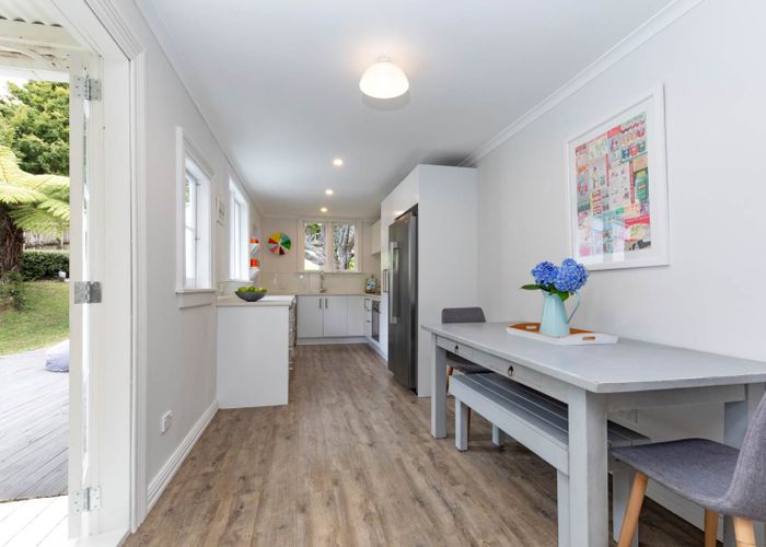  at 5 Victory Road, Laingholm, Auckland