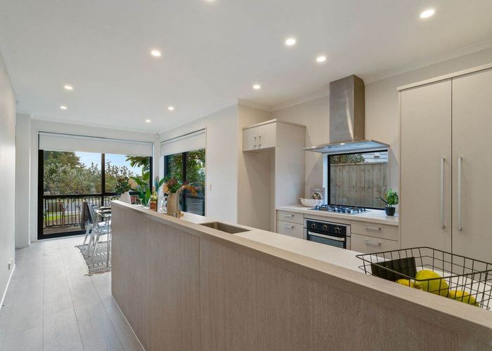  at 55 Matairangi Avenue, Totara Heights, Manukau City, Auckland