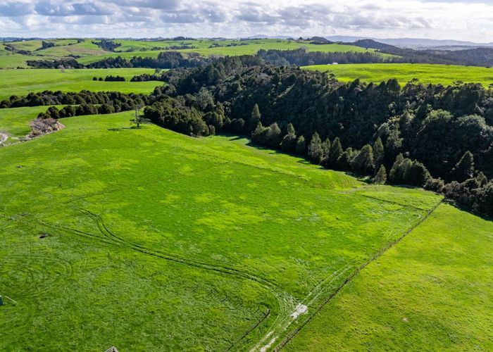  at 121 Meikle Road, Tomarata, Rodney, Auckland