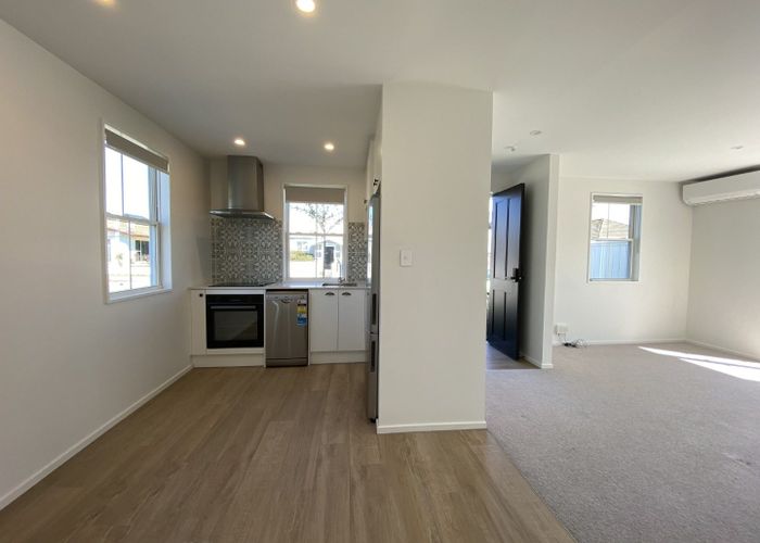  at 1/33  Dickens Street, Addington, Christchurch City, Canterbury