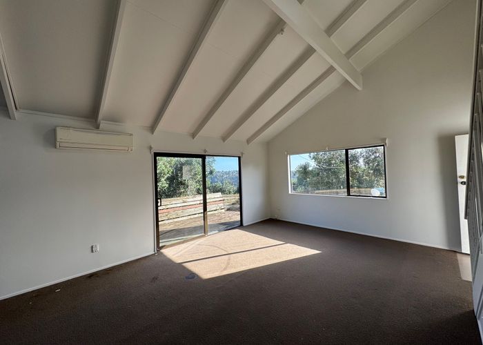  at 18 Pemberton Avenue, Bayview, North Shore City, Auckland