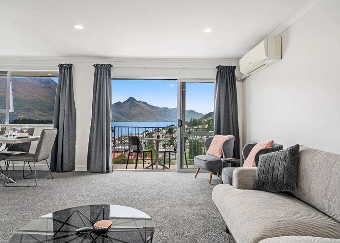  at 9 Anderson Heights, Queenstown Hill, Queenstown-Lakes, Otago