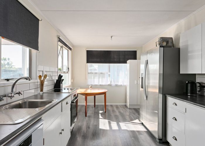  at 6 Ralph Street, Tamarau, Gisborne