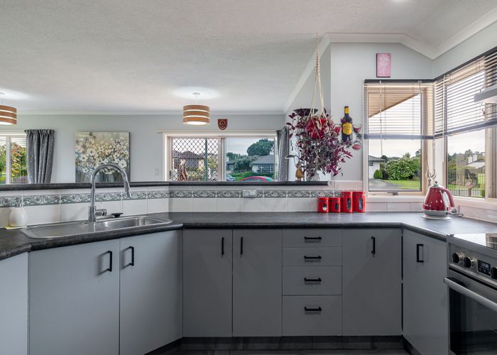  at 3 Royal Fern, Kelvin Grove, Palmerston North, Manawatu / Whanganui