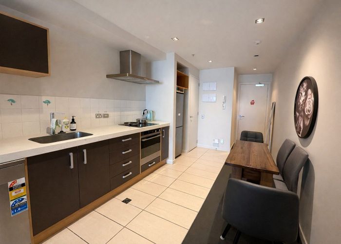  at 2B/245 Wakefield Street, Te Aro, Wellington