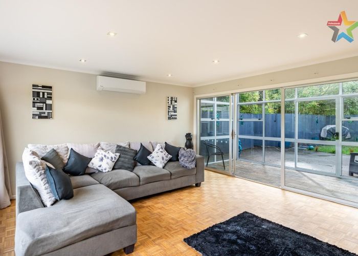  at 4 Major Drive, Kelson, Lower Hutt