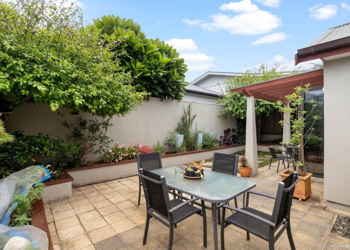  at 51B Dignan Street, Point Chevalier, Auckland City, Auckland