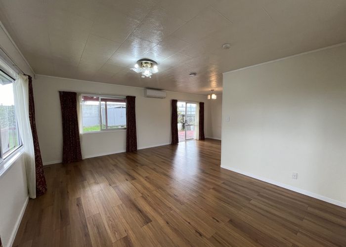  at 28 Cabello Place, Unsworth Heights, North Shore City, Auckland
