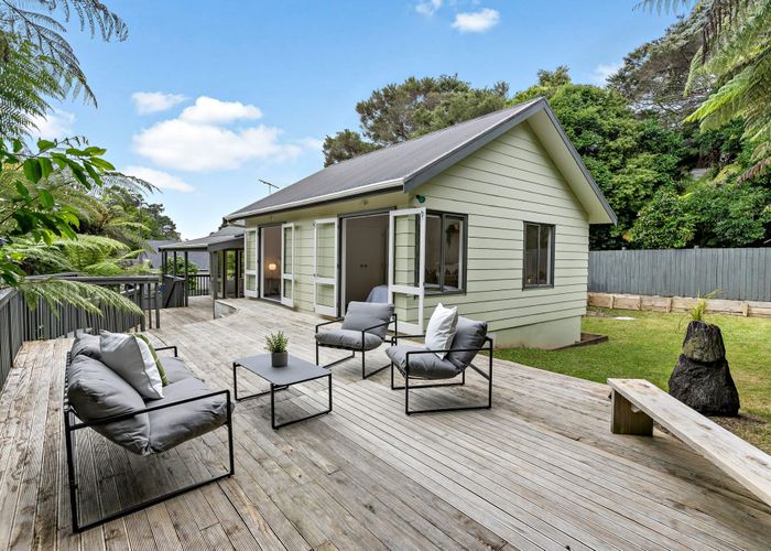  at 2 Abbeygate Street, Birkdale, North Shore City, Auckland