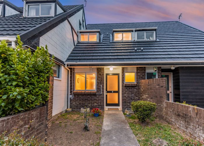 at 9/31 Mana Avenue, Titahi Bay, Porirua