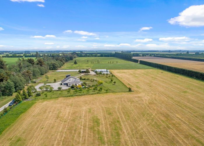  at 591 Ridgens Road, Charing Cross, Darfield