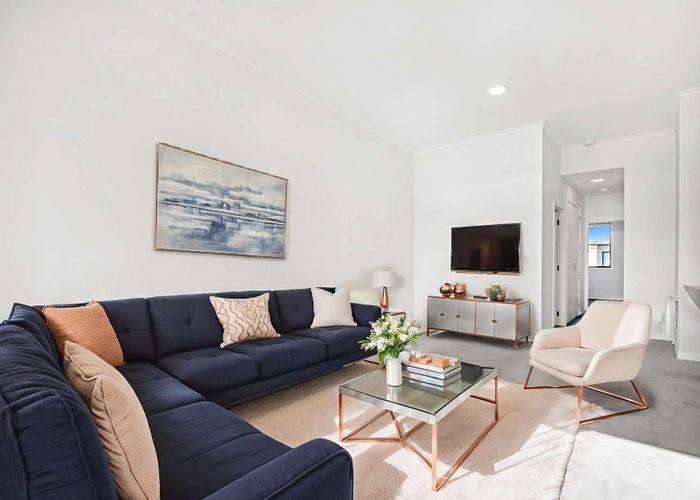  at 17/11 Carlos Drive, Flat Bush, Manukau City, Auckland