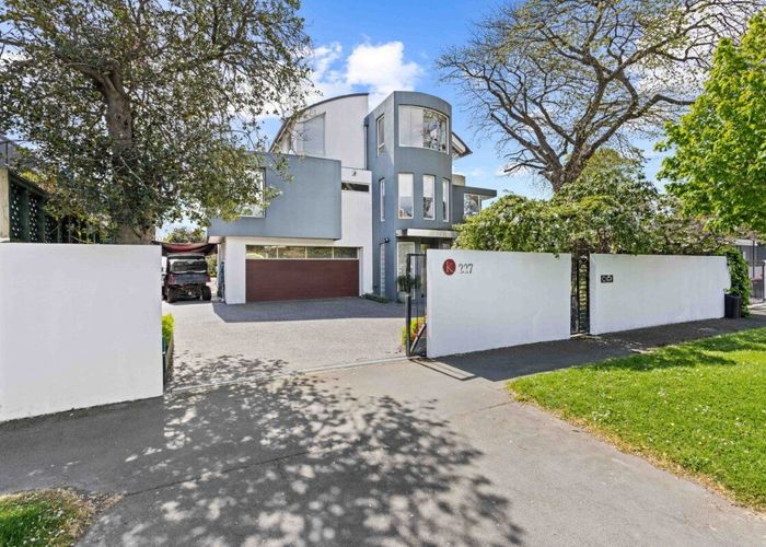  at 227 Peterborough Street, City Centre, Christchurch City, Canterbury