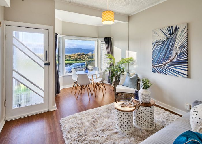  at 197 Marine Parade, Seatoun, Wellington
