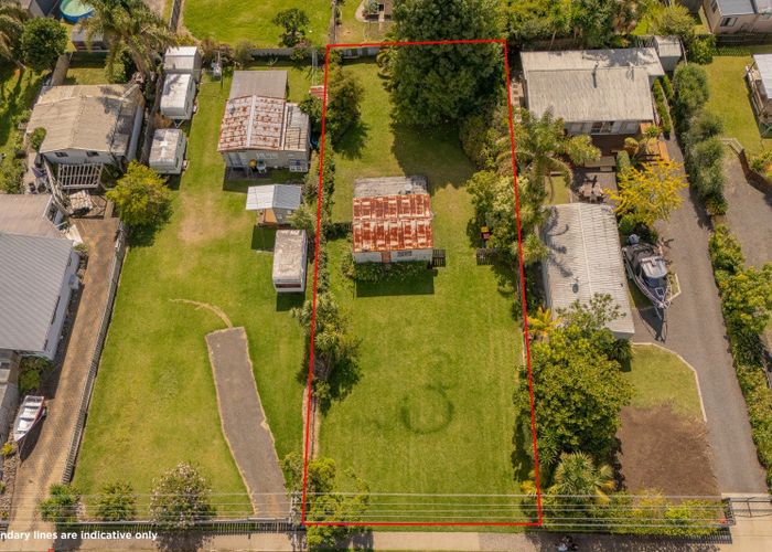  at 33 South Highway, Whitianga, Thames-Coromandel, Waikato