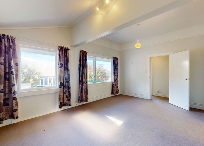  at 5 Knoll Street, Island Bay, Wellington, Wellington