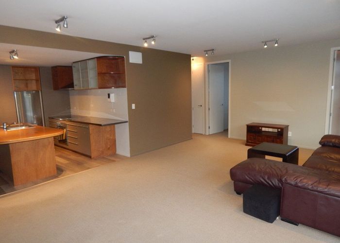  at 1/337 Jackson Street, Petone, Lower Hutt
