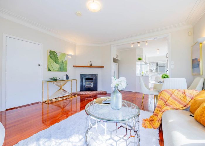  at 76 Archibald Road, Kelston, Waitakere City, Auckland