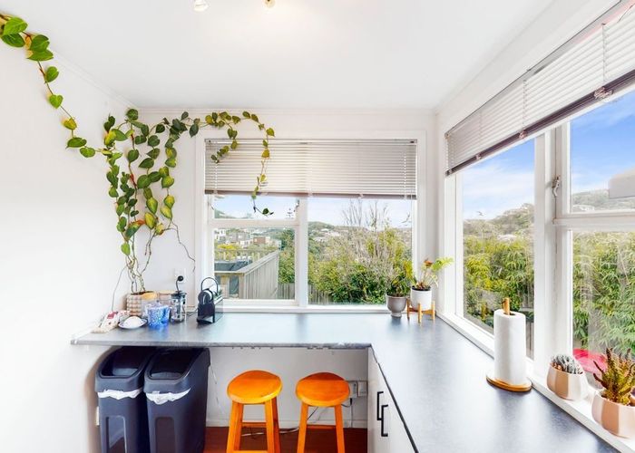  at 6 Westleigh Way, Newlands, Wellington