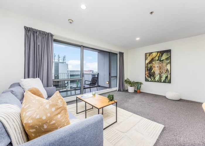  at 304/17 Vogel Lane, Auckland Central, Auckland