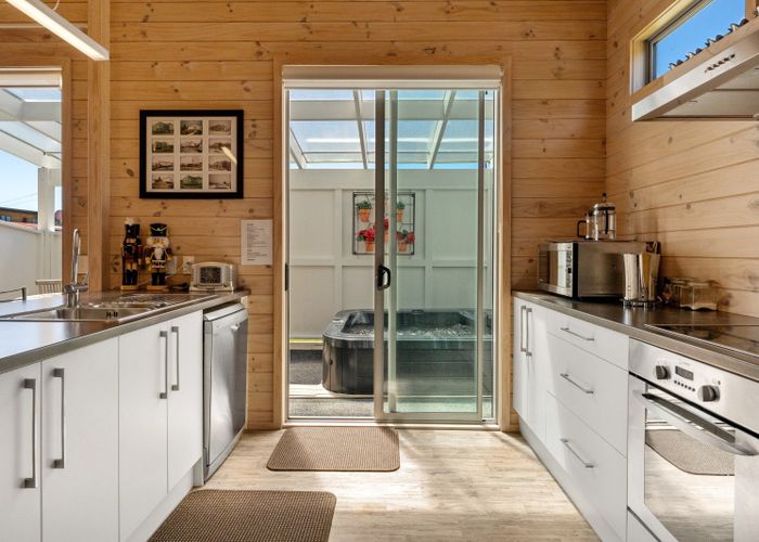  at 32 Mackenzie Street, WAIMARINO, OWHANGO