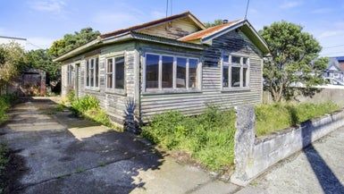  at 12 Jessie Street, Petone, Lower Hutt