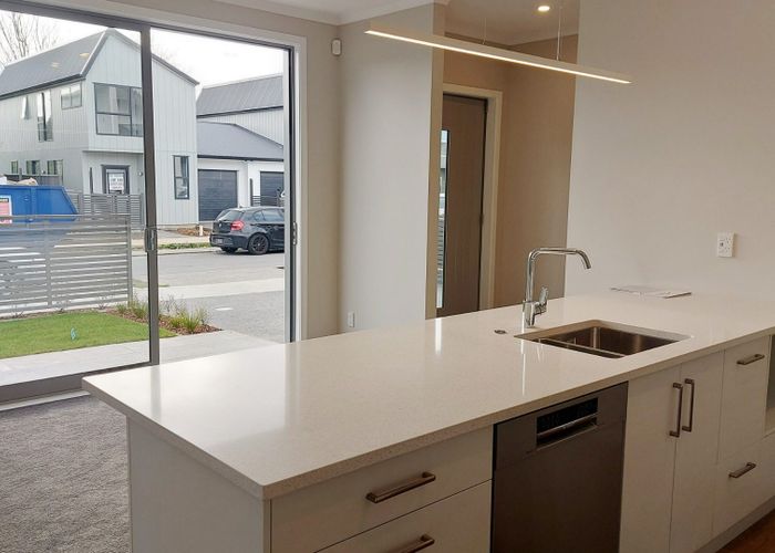  at 25 Koreke Close, Kenepuru, Porirua, Wellington